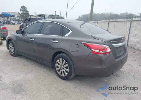 2015 Nissan Altima 2.5/2.5 S/2.5 Sl/2.5 Sv from USA, damaged, VIN 1N4AL3AP2FN911442